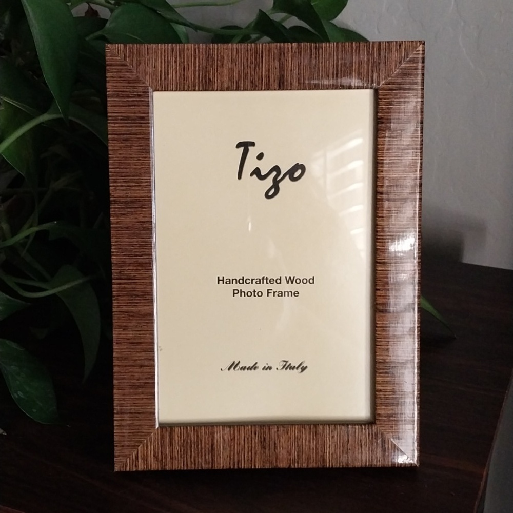 Tizo Design Handcrafted Italian Wood Picture Frame - Neutral Burl Grain